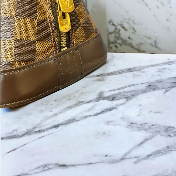 SOLD - Louis Vuitton Alma PM (Lock/Key & COA) - Picture 9 of 12